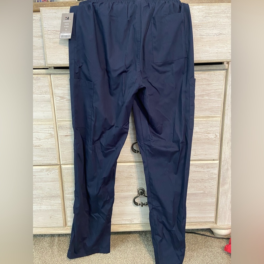 Women's Navy Blue Scrub Set / Top and Bottom / Size medium / Dagacci Brand - Picture 6 of 10